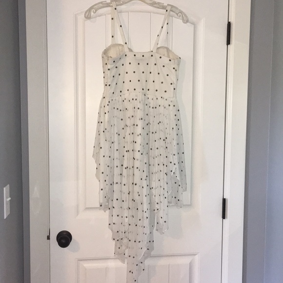High-Low White Polka Dot Dress - Picture 2 of 2